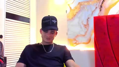 Snapshot of danii_scot chatting on November 2025 05:08:02 AM Dani online show from November 2025 05:08:02 AM