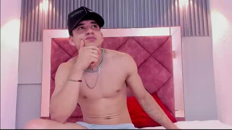 Snapshot of danii_scot chatting on November 2025 11:25:02 PM Dani online show from November 2025 11:25:02 PM