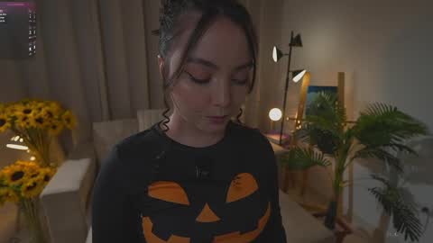 Snapshot of danii_xoxo chatting on October 2025 10:39:01 PM online show from October 2025 10:39:01 PM