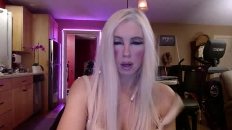 DanikaWhite69 online show from February 2025 04:30:02 AM
