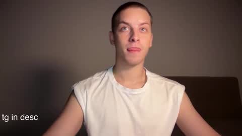 Snapshot of danila_trezzini chatting on October 2025 08:31:02 PM danila online show from October 2025 08:31:02 PM