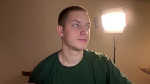 Snapshot of danila_trezzini chatting on November 2025 01:11:01 AM danila online show from November 2025 01:11:01 AM