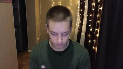 Snapshot of danila_trezzini chatting on December 2025 11:35:01 PM danila online show from December 2025 11:35:01 PM