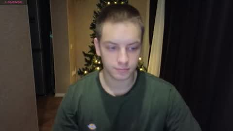 Snapshot of danila_trezzini chatting on December 2025 08:38:01 PM danila online show from December 2025 08:38:01 PM