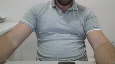 Snapshot of danioli614 chatting on November 2025 10:43:02 PM Dani Oli online show from November 2025 10:43:02 PM