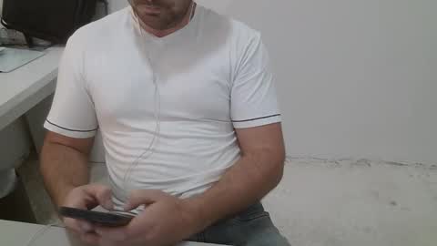 Snapshot of danioli614 chatting on November 2025 10:32:02 PM Dani Oli online show from November 2025 10:32:02 PM