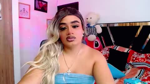 danipein online show from December 2025 11:30:02 AM