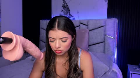 Dani Phonenix online show from January 2025 08:17:02 PM