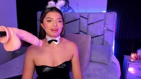 Dani Phonenix online show from January 2025 02:32:01 AM