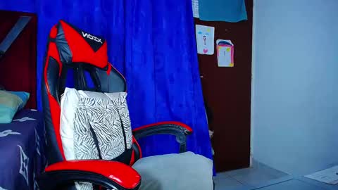 danisabrownn online show from March 2026 02:53:02 PM