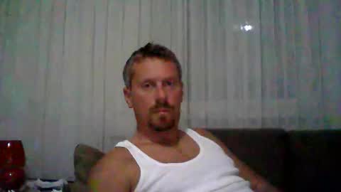 daniel online show from November 2025 09:48:02 PM