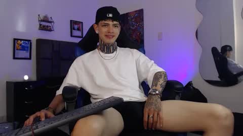 Snapshot of dann_brown chatting on May 2026 02:28:01 AM Dann Brown online show from May 2026 02:28:01 AM