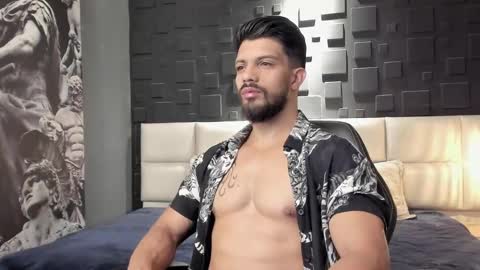 Snapshot of dann_saenz chatting on January 2025 12:45:02 PM Dann saenz online show from January 2025 12:45:02 PM