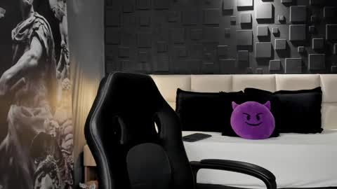 Snapshot of dann_saenz chatting on January 2025 12:54:01 AM Dann saenz online show from January 2025 12:54:01 AM