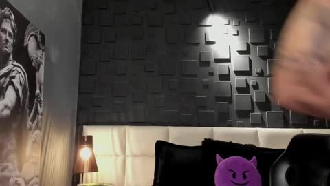 Snapshot of dann_saenz chatting on January 2025 02:10:02 PM Dann saenz online show from January 2025 02:10:02 PM