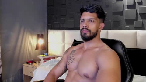 Snapshot of dann_saenz chatting on February 2025 02:37:01 AM Dann saenz online show from February 2025 02:37:01 AM