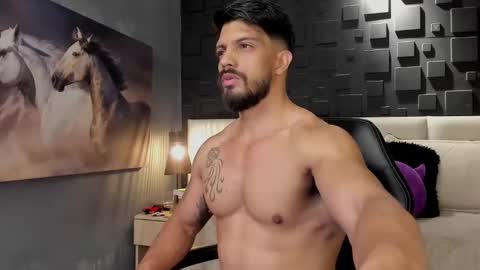 Snapshot of dann_saenz chatting on February 2025 09:17:01 PM Dann saenz online show from February 2025 09:17:01 PM