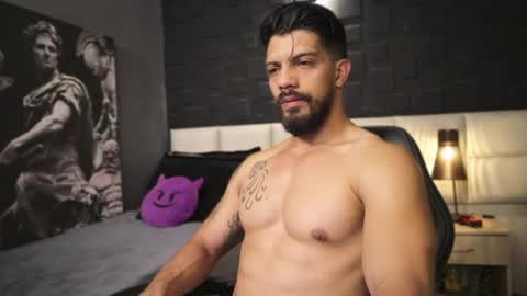 Snapshot of dann_saenz chatting on February 2025 10:09:02 PM Dann saenz online show from February 2025 10:09:02 PM