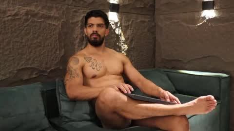 Snapshot of dann_saenz chatting on February 2025 11:12:02 PM Dann saenz online show from February 2025 11:12:02 PM