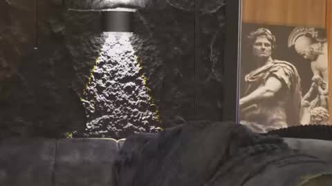 Snapshot of dann_saenz chatting on October 2025 04:05:01 AM Dann saenz online show from October 2025 04:05:01 AM