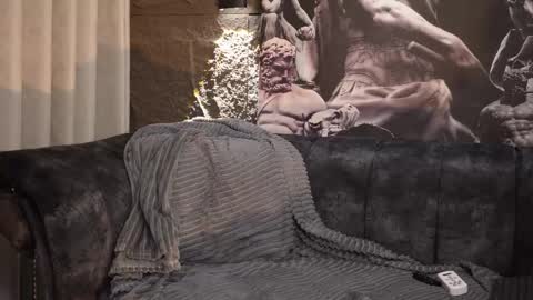 Snapshot of dann_saenz chatting on November 2025 01:59:02 AM Dann saenz online show from November 2025 01:59:02 AM