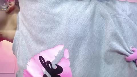 danna7cute online show from April 2026 09:28:02 PM