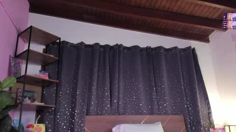 Dannacastle online show from December 2024 08:05:01 AM