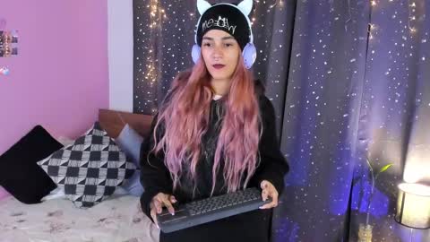 Dannacastle online show from February 2025 05:01:01 AM