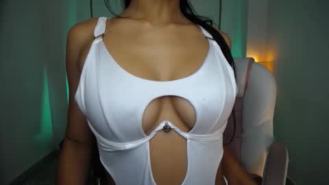 Snapshot of danna_rouse_ chatting on October 2025 09:43:02 PM Danna online show from October 2025 09:43:02 PM