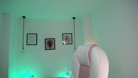 Danna online show from June 2026 10:23:02 PM