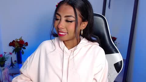 Snapshot of danna_schmidt23 chatting on January 2025 07:41:01 AM Danna online show from January 2025 07:41:01 AM