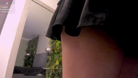    online show from November 2025 03:38:02 PM