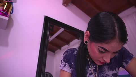 Danna Berlin  online show from September 2025 07:25:02 PM