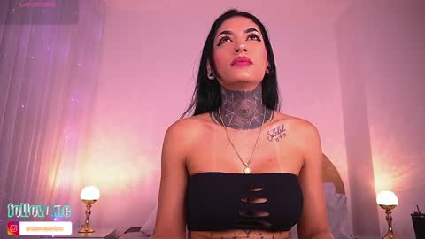 Danna Berlin  online show from November 2025 07:21:01 PM