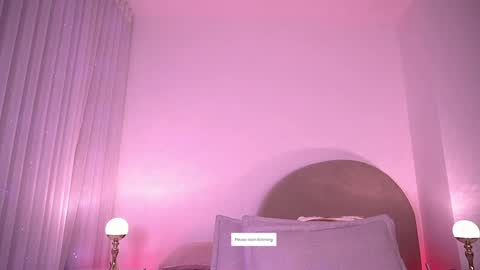 Danna Berlin  online show from January 2026 07:19:02 PM