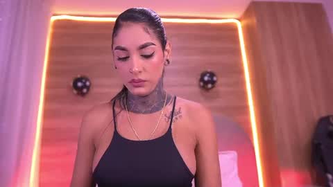 Danna Berlin  online show from June 2026 07:27:02 PM