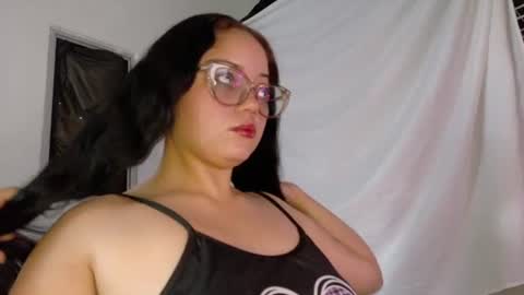 Danna  online show from June 2026 12:03:02 PM