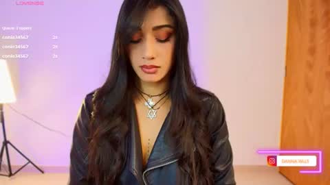 Danna Wells online show from June 2026 01:10:01 AM