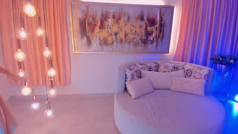 Snapshot of danniesmithx chatting on December 2024 11:03:01 PM Dannie online show from December 2024 11:03:01 PM