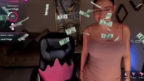 Snapshot of danniesmithx chatting on March 2025 03:35:02 AM Dannie online show from March 2025 03:35:02 AM