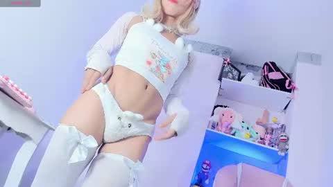 Danni  Sebastian online show from June 2026 12:41:02 PM