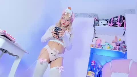 Danni  Sebastian online show from June 2026 12:09:02 PM