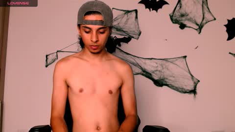 Danny online show from November 2025 01:06:02 AM