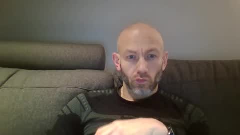 danny81boy online show from December 2024 08:47:02 PM