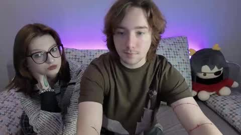 Snapshot of danny_and_ellen chatting on October 2025 05:08:01 PM danny and ellen online show from October 2025 05:08:01 PM