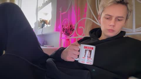 danny online show from December 2025 01:20:01 PM