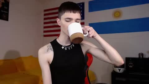 Danny online show from November 2025 02:28:01 PM