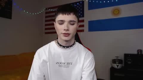 Danny online show from November 2025 08:57:01 AM