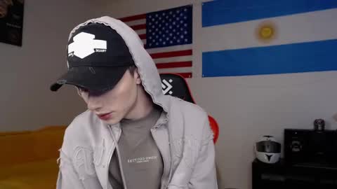 Danny online show from November 2025 06:34:02 AM