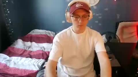 Daniel online show from December 2025 05:52:02 PM